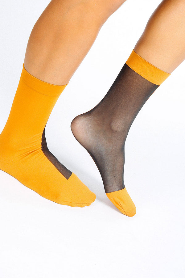 Dual Color Block Nylon Ankle Sock
